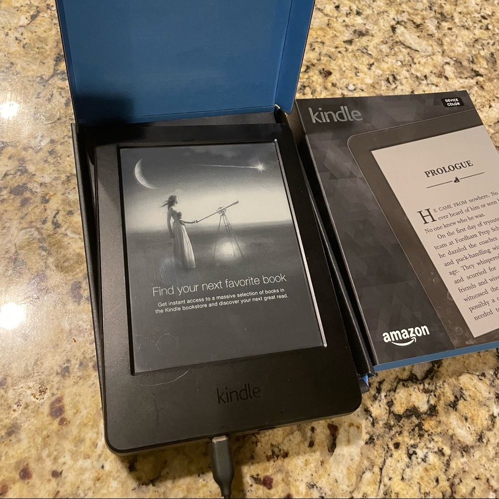 Kindle Paperwhite CE0700 7th Gen